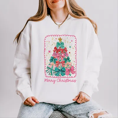 SIMPLY SAGE MARKET MERRY CHRISTMAS BOW TREE - WOMEN'S LIGHTWEIGHT GARMENT DYED SWEATSHIRT