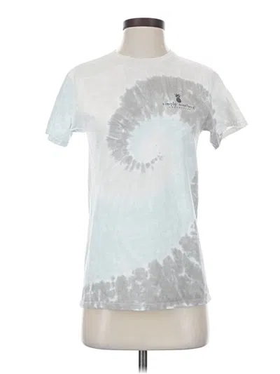 Pre-owned Simply Southern Short Sleeve T-shirt In Gray