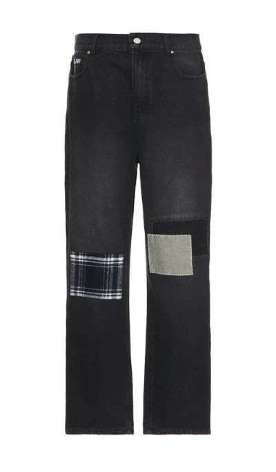 Sinclair Global Country Patched Denim Jean In 洗水黑