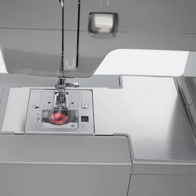 Singer 64s Heavy Duty Mechanical Sewing Machine