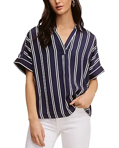 Single Thread Striped Collared Shirt In Blue