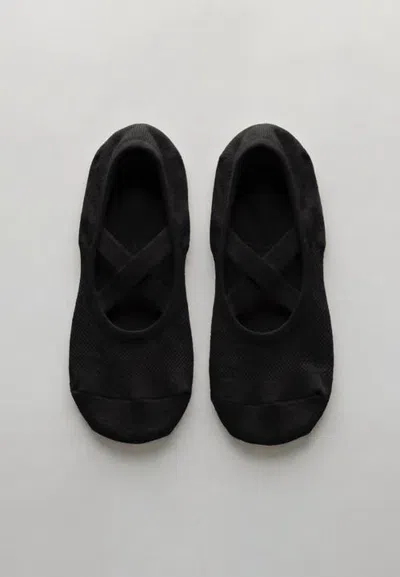 Sisterly Tribe Pilates Grip Socks In Black