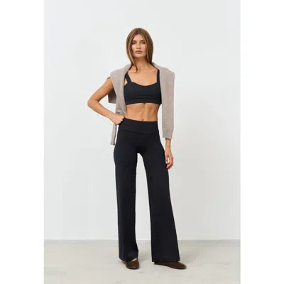 Sisterly Tribe Softsculpt Straight Leg In Black