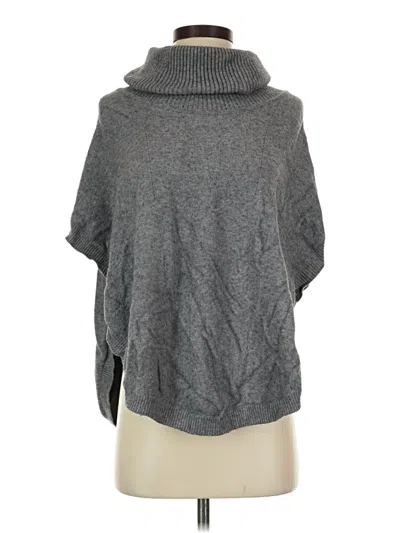Pre-owned Sisters Poncho In Gray