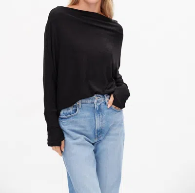 Six/fifty Anywhere Long Sleeve Top In Black