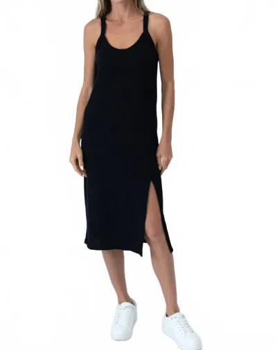 Six/fifty Brenna Midi Dress In Black
