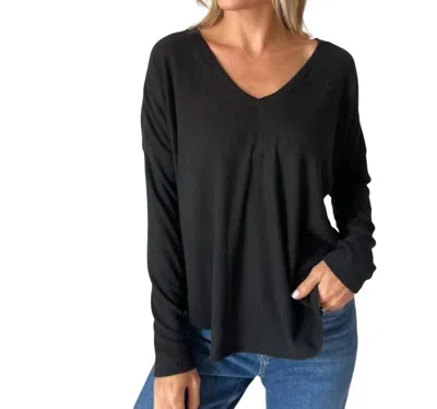 Six/fifty Cecilia Ribbed Everday Top In Black