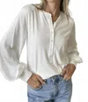 Six/fifty Janie Ribbed Satin Sleeve Top In White In White