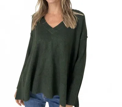 SIX/FIFTY KENZIE SWEATER IN HUNTER GREEN