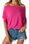 SIX/FIFTY OFF SHOULDER ANYWHERE TOP IN PUNCH PINK