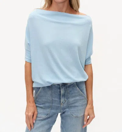 Six/fifty Short Sleeve Anywhere Top In Cloud Blue