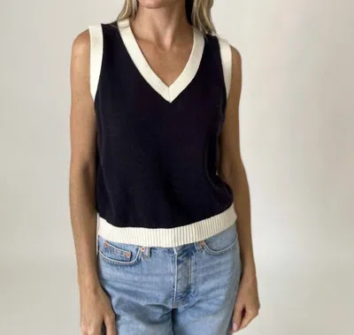 Six/fifty Vivian Trim Vest In Navy In Blue