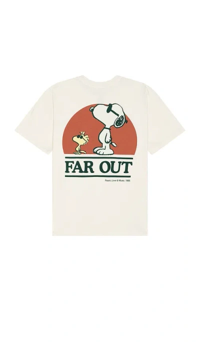 Sixthreeseven Peanuts Far Out Tee In Sand