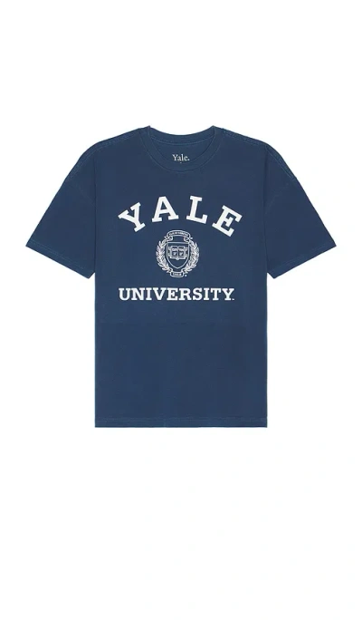 Sixthreeseven Yale University Tee In Navy