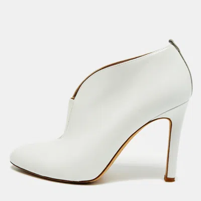 Sjp Sarah Jessica Parker In White