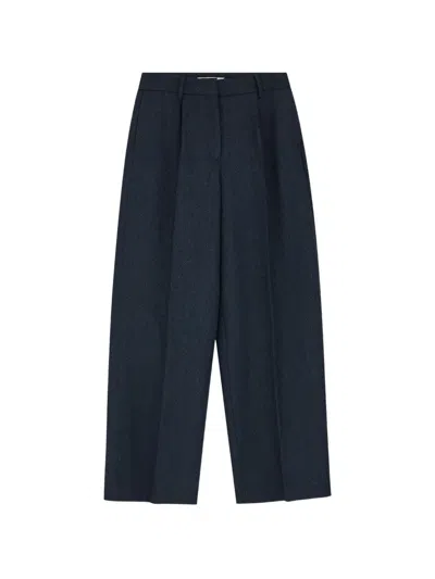 Skall Studio Thom Pleated Trousers In Blue