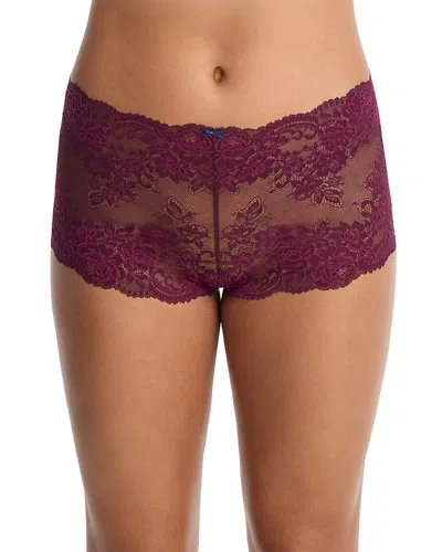Skarlett Blue Captivate Lace Shorts In Burgundy