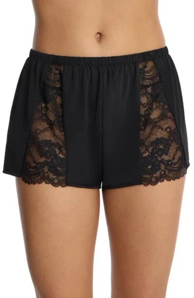 Skarlett Blue Minx Flowy Lace Short In Black