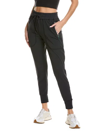 Skea Julie Jogger In Black
