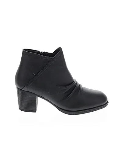 Pre-owned Skechers Ankle Boots In Black