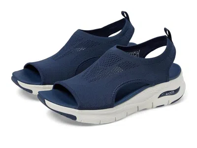 Skechers Arch Fit - City Catch In Blue