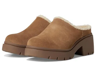 Skechers Cozy City High In Brown