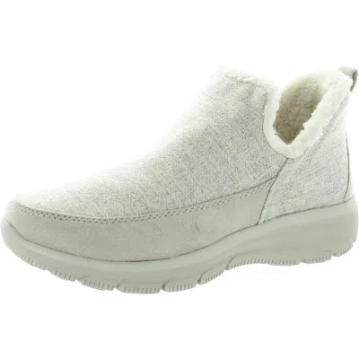 Skechers Easy Going Winter Kiss Womens Faux Fur Lined Wool Chukka Boots In White