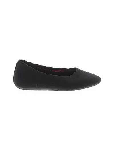 Pre-owned Skechers Flats In Black