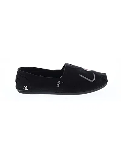 Pre-owned Skechers Flats In Black