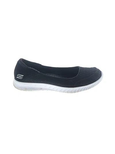 Pre-owned Skechers Flats In Black
