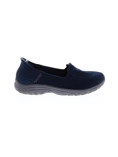 Pre-owned Skechers Flats In Blue