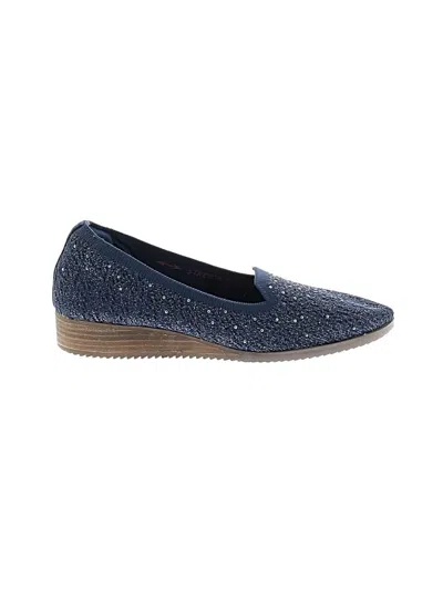 Pre-owned Skechers Flats In Blue