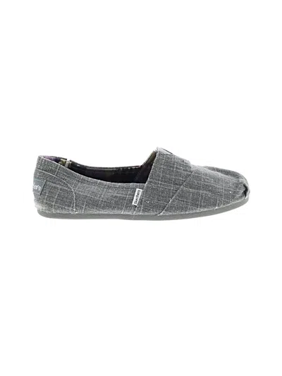 Pre-owned Skechers Flats In Gray