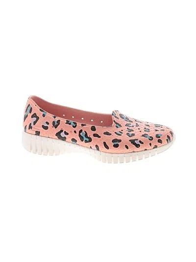 Pre-owned Skechers Flats In Pink