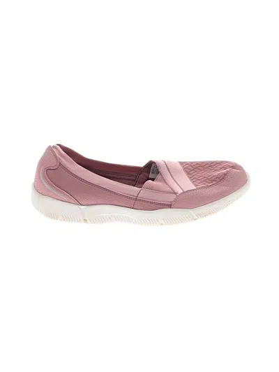 Pre-owned Skechers Flats In Pink