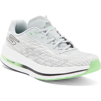 Skechers Go Run Razor 4 Running Shoe In White/black