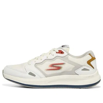 Skechers Go Run 'white Red' In Neutral