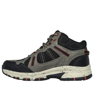 Skechers Hillcrest 'cross Shift - Natural Black'