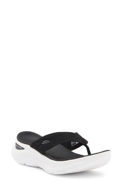 Skechers Kamaryn Thong Sandal In Multi