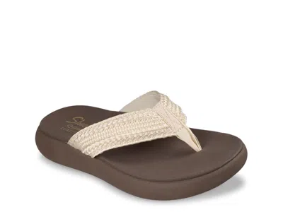 Skechers Relaxed Fit Asana Luxe Hidden Valley 2 Flip Flop In White