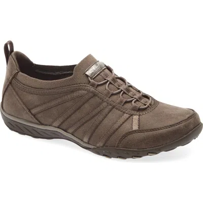 Skechers Relaxed Fit® Breathe-easy Sneaker In Brown