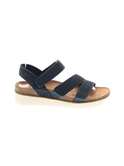 Pre-owned Skechers Sandals In Blue