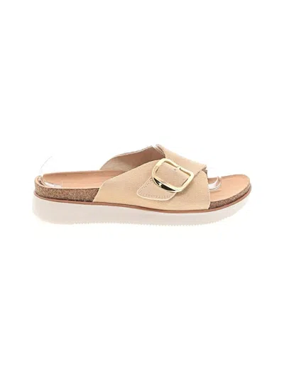 Pre-owned Skechers Sandals In Tan