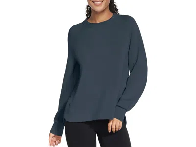 Skechers Skechluxe Elevate Crewneck Tee In Gunmetal