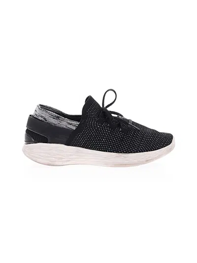 Pre-owned Skechers Sneakers In Black