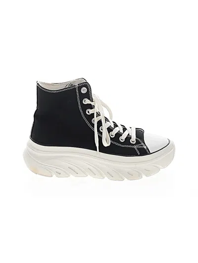 Pre-owned Skechers Sneakers In Black