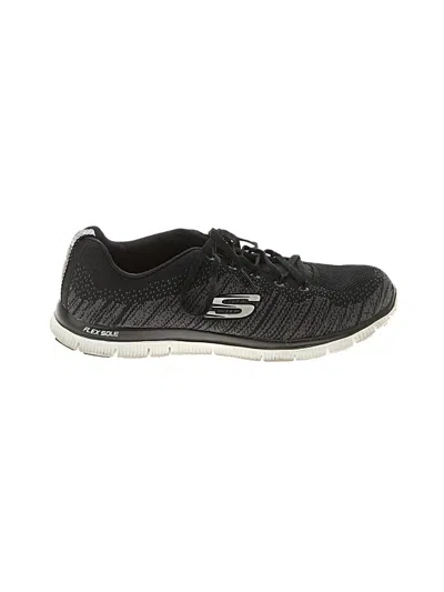 Pre-owned Skechers Sneakers In Black