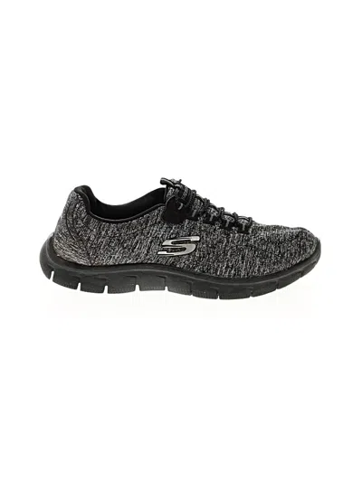 Pre-owned Skechers Sneakers In Black