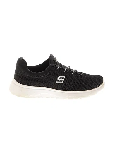 Pre-owned Skechers Sneakers In Black