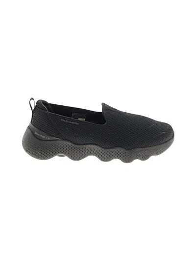 Pre-owned Skechers Sneakers In Black